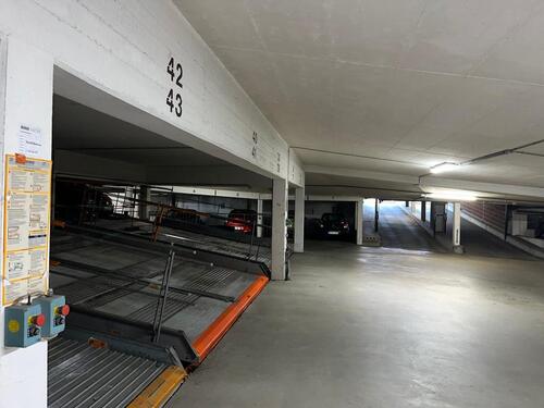 Foto - Tiefgaragenstellplatz Regensburger Westen