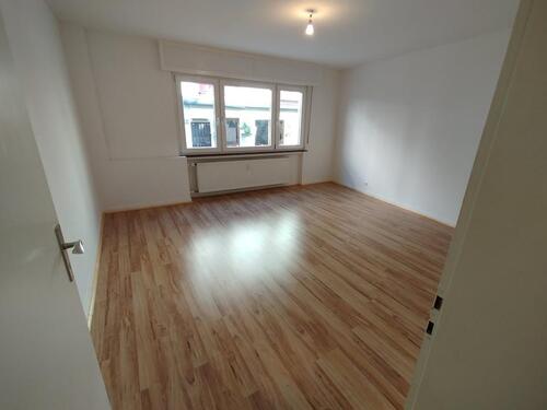 Foto - 2 Zimmer Erdgeschoßwohnung zur Miete in Frankfurt am Main