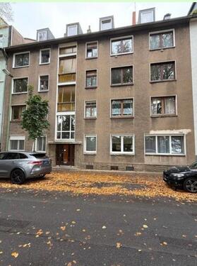 Foto - 7-8 Wohnungen 20 Zimmer 345 qm în Stadt Essen