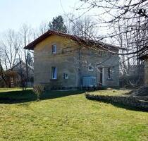 kleines Häuschen auf freistehendem Grundstück mit Erholungsfaktor - Neustadt in Sachsen