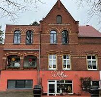 Vielseitig nutzbare, stilvolle Gewerbefläche im charmanten Altbau - Falkensee