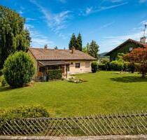 Großzügiges Zweifamilienhaus mit 1.800 m² Grundstück - Vilshofen an der Donau