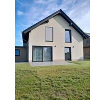 Modernes Einfamilienhaus – Baujahr 2022 - Peterswald-Löffelscheid