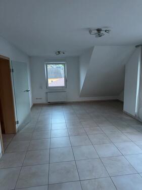 Foto - 3 Zimmer DG Wohnung Bonn Niederholtorf