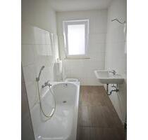Schöne Erdgeschosswohnung neu renoviert inkl. Einbauküche! - Gelsenkirchen Gelsenkirchen-Mitte