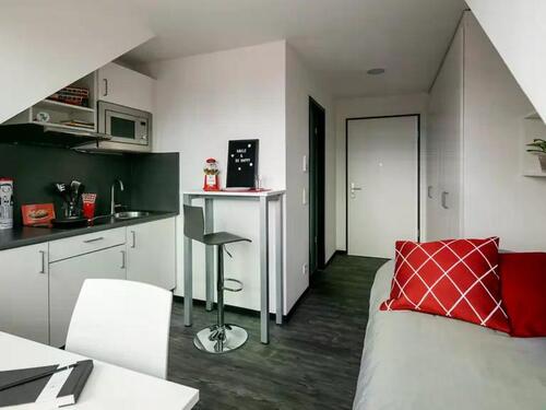 Foto - Attraktive Ein-Zimmer-Wohnung mit Küche und Bad in bester Lage