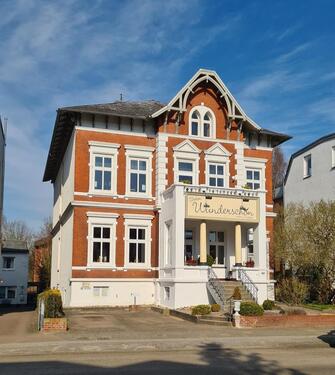 Foto - Großzügige Dachgeschosswohnung mit viel Stauraum in St. Jürgen