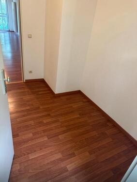 Foto - Schönes 1-Zimmer-EG-Appartment mit ca. 25qm Garten *nur Signes*