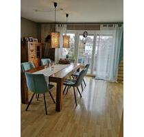 Lichtdurchflutete 4,5 Zimmer Wohnung mit Balkon - Freiberg am Neckar