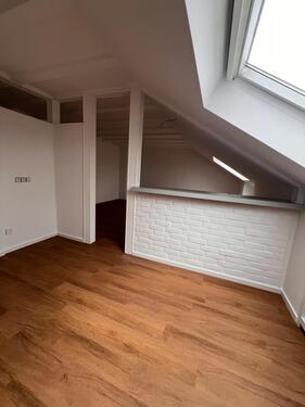 Foto - 2 Zimmer Dachgeschoßwohnung zur Miete in Dormagen