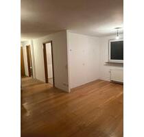 2-Zimmer-Dachgeschosswohnung mit großem Balkon in Langenfeld - Langenfeld (Rheinland)