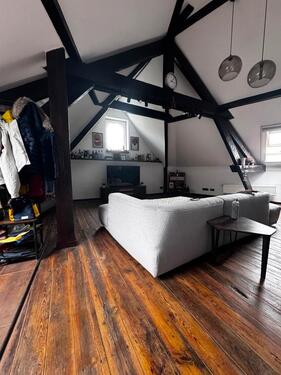 Foto - Zwischenmiete: Helle 90m² Dachgeschosswohnung in Top-Lage
