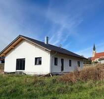 Haus zur Miete - 1.400,00 EUR Kaltmiete, in Ering (PLZ: 94140)
