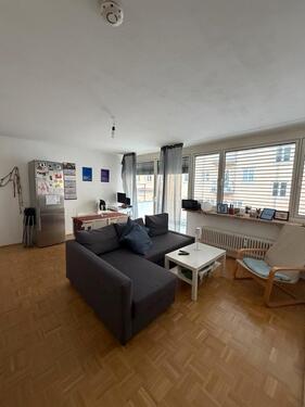 Foto - Top Lage 2 ZM-Wohnhng mit Balkon von März bis Ende Mai 2026