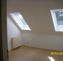 Schöne kleine Wohnung - 235,00 EUR Kaltmiete, in Hohenstein-Ernstthal (PLZ: 09337)