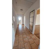 3 Zimmer Mietwohnung mit Gartenanteil und Kellerraum Burgwedel