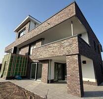 NEUBAUERSTBEZUG! Hochwertige 3 Zi. Terrassenwohnung in Molbergen