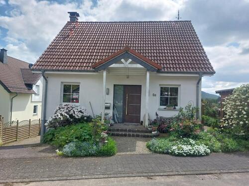Foto - Einfamilienhaus mit traumhafter Aussicht in ruhiger Lage