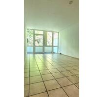 1 Zimmer Appartment, zentral, ruhig,Badew, Fußbodenh, Balkon - Siegen