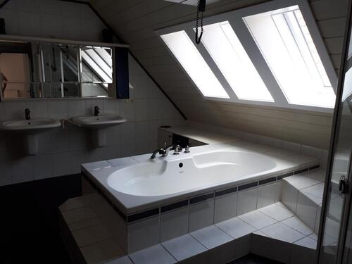 Foto - 6 Zimmer Etagenwohnung zur Miete in Wetter (Hessen)