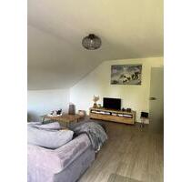 Gepflegte 2 ZKB Dachgeschosswohnung (80qm) mit EBK - Rennerod