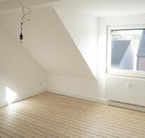 Charmante 5-Zimmer-Wohnung mit Dachterrasse in Frechen-Königsdorf