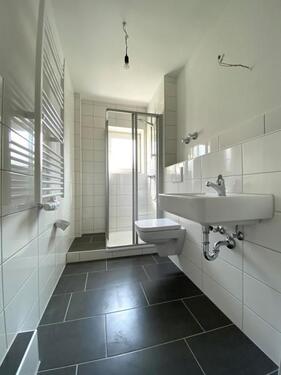 Foto - Helle 3-Zimmer-Wohnung – frisch saniert, barrierearm und bezugsfertig