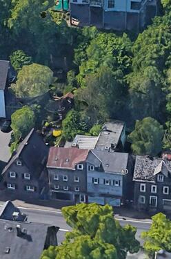 Foto - Doppelhaus ca. 350m² Wfl., 900 m² Grundstück, Si-Zentrum.