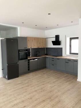 Foto - Vollständig renovierte Erdgeschosswohnung mit neuer Einbauküche
