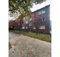 Schöne 2 Zimmer EG Wohnung mit Balkon in Meiderich - Duisburg Mittelmeiderich