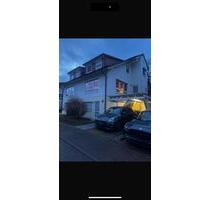 Moderne Doppelhaushälfte mit 170m2 Wohnfläche, Carport und Garten - Kämpfelbach