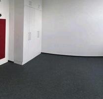 Ing Büro bietet ab sofort bis 1.3.27 2 große, helle Räume - Hamburg Barmbek-Nord