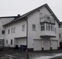 Ideale Kapitalanlage – 1-Zimmer-Appartement, 2 Balkone und Garage - Gernsheim