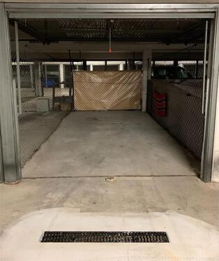 Foto - Garage abschließbar Köln Weiden Breslauer str 22