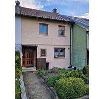 Einfamilienreihenhaus - 285.000,00&nbsp;EUR Kaufpreis, ca.&nbsp; 130,00&nbsp;m&sup2; in Engstingen (PLZ: 72829)