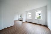 Foto - Kernsanierte Wohnung im Altbau - zentral mit großem Garten