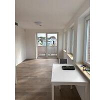 1 Zimmer-Appartement mit eigenem Balkon, Möbliert. Nähe UniBethe - Bielefeld Gadderbaum