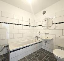 2,5-Zimmer-Wohnung mit Balkon und Fernwärme – Hoch hinaus über Duisburg! 2,5-Zimmer-Wohnung mit Balkon und Fernwärme – Hoch hinaus über Duisburg!