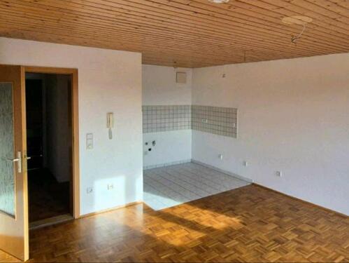 Foto - Gepflegte 2 Zimmer Wohnung nähe Chemnitz zu vermieten,ruhige Lage