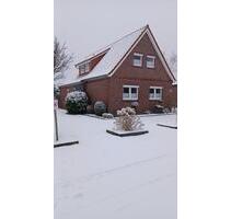 Vermiete möbliertes Haus mit großem Garten - Wiesmoor