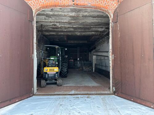 Foto - Hallen auf einem Resthof für Kleingewerbe, Kunst, etc