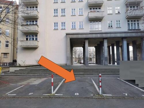 Foto - Parkplatz direkt am Frankfurter Tor, 10243 Berlin