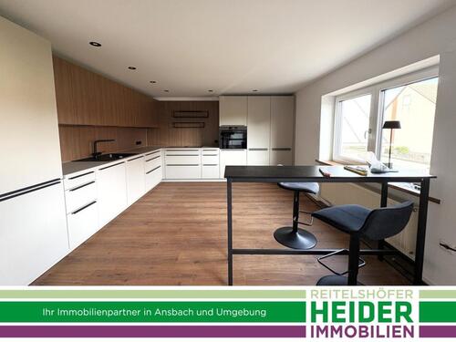 Foto - Großzügige 4 Zi.-Wohnung - Erstbezug