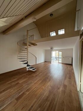 Foto - Charmante 2-Zimmer-Wohnung mit Balkon & Empore in Eschweiler