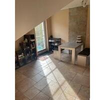 Schöne Dachgeschosswohnung - 400,00 EUR Kaltmiete, in Lasel (PLZ: 54612)