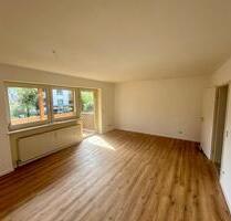 Helle 3-Zimmerwohnung mit 2 großen Balkone und Garten - Weitramsdorf