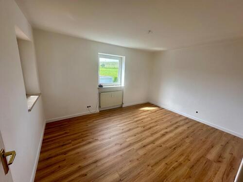 Foto - 3 Zimmer Erdgeschoßwohnung in Weitramsdorf