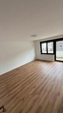 Foto - Sanierte 3 Zi Wohnung Balkon, Badewanne,im zentrum Vaihingen