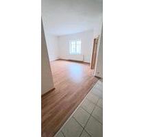 1 Raum Wohnung - 260,00&nbsp;EUR Kaltmiete, ca.&nbsp; 36,00&nbsp;m&sup2; in Hohenstein-Ernstthal (PLZ: 09337)