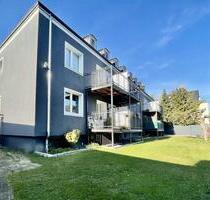 Schöne, helle 3-Zimmer-Wohnung mit Balkon & EBK, 73 qm, EG - Hannover Döhren-Wülfel